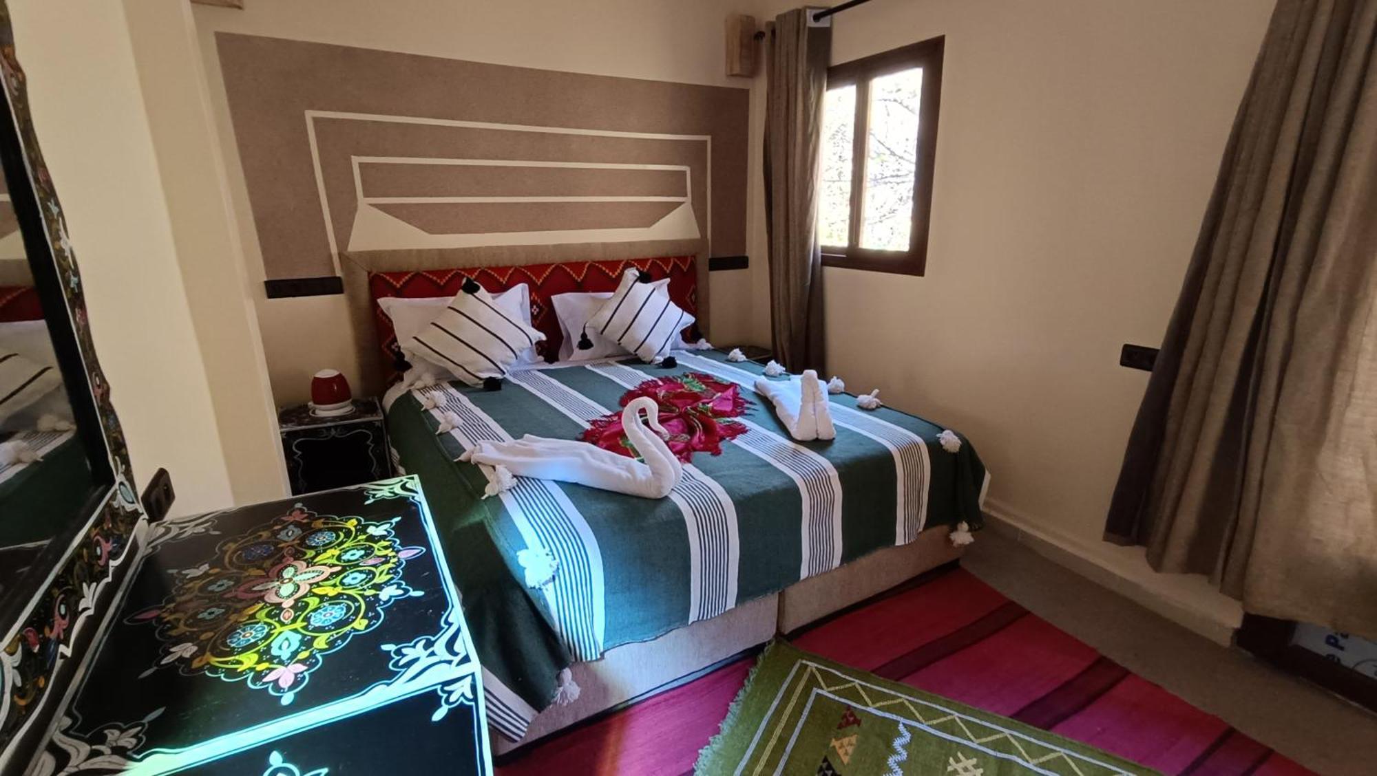 Riad Otos Views Imlil  Luaran gambar